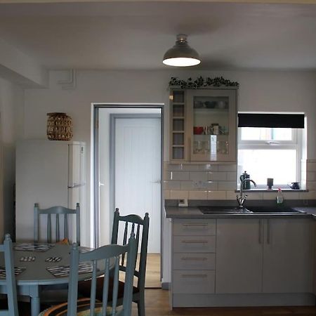 Cosy 3 Bedroom House Close To Beach Lowestoft Exterior photo